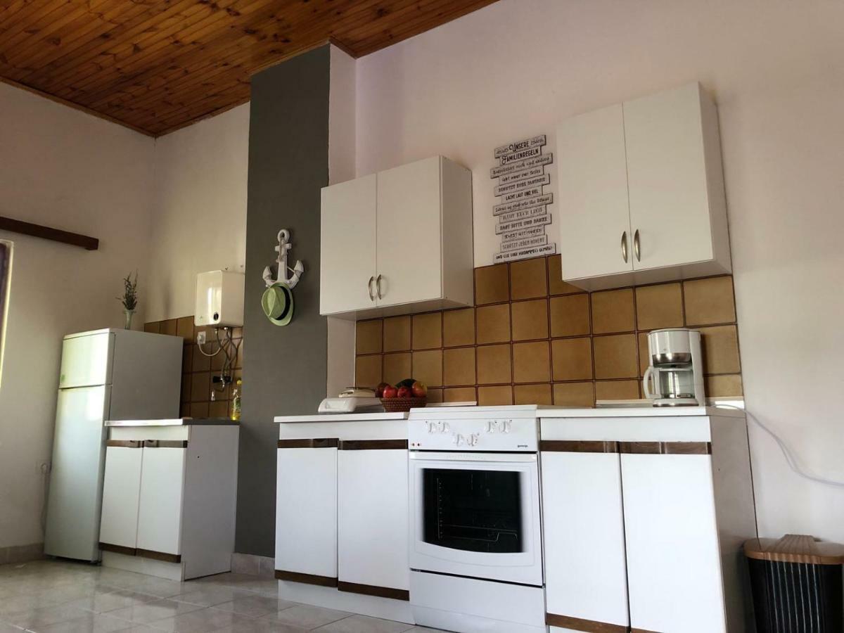 .....Und Der Hund Darf Mit Appartement Privlaka  Buitenkant foto